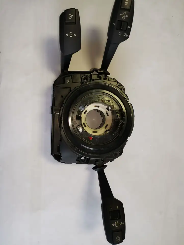BMW 3 E90 E91 (2005 - 2012) LZ912305102 Контактное кольцо SRS — фото 1