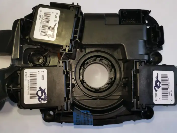 BMW 3 E90 E91 (2005 - 2012) LZ912305102 Контактное кольцо SRS — фото 3