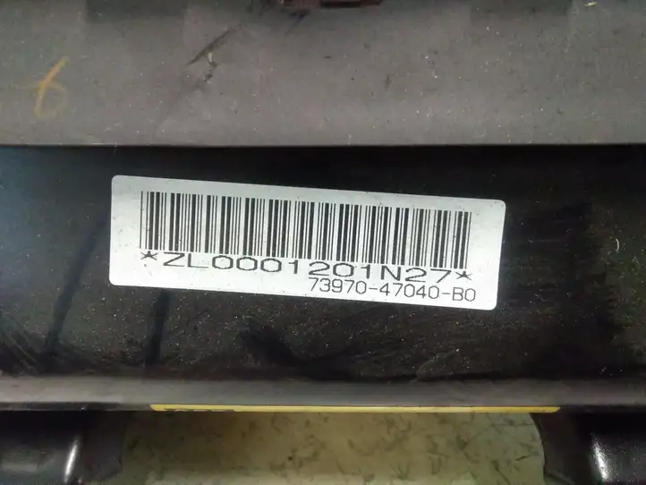 Toyota Prius (XW10) (1997 - 2003) 739704704B0 Подушка безопасности пассажира — фото 4