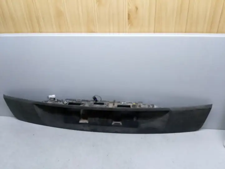 Renault Scenic II - Grand scenic II (2003 - 2006) 8200254900 Рамка номерного знака — фото 3