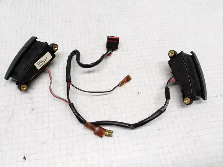 Ford Mondeo Mk III (2000 - 2007) 1S7T9E740AD Кнопки на рулевом колесе — фото 3