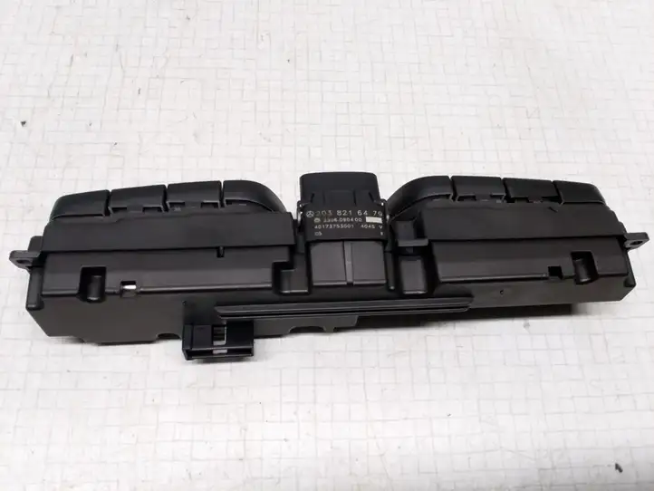 Mercedes-Benz C W203 (2000 - 2007) 2038216479 Мултифункционный включатель управления / ручка — фото 2