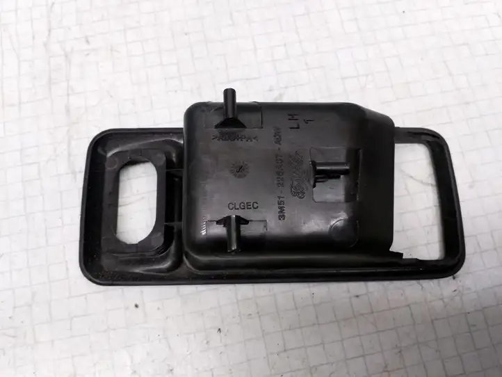 Ford Focus (2005 - 2008) 3M51226A37ADW Накладка кнопки стеклоподъемника — фото 3