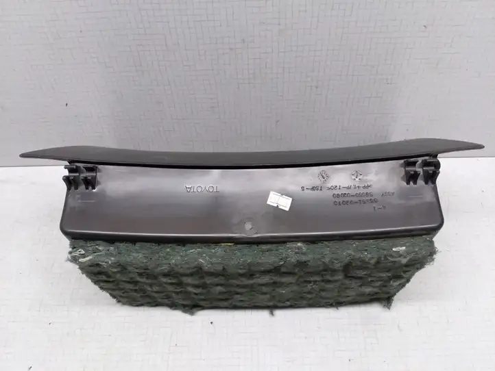 Toyota Corolla E120 E130 (2004 - 2007) 5555102070 Крышка бардачка — фото 2