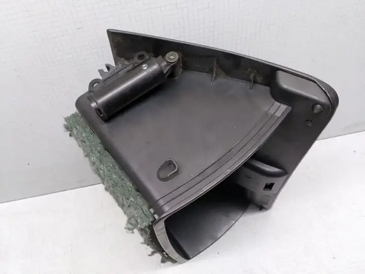 Toyota Corolla E120 E130 (2004 - 2007) 5555102070 Крышка бардачка — фото 5