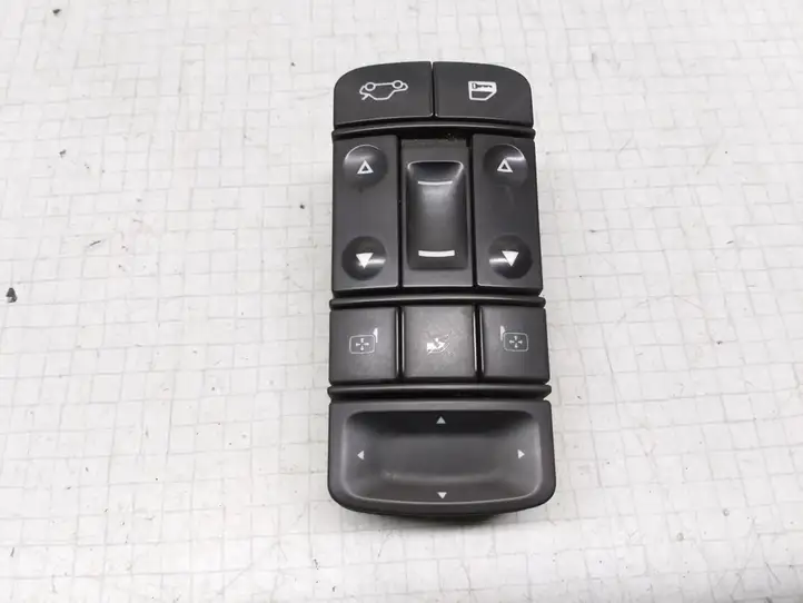 Opel Vectra C (2002 - 2005) 09185954 Блок кнопок стеклоподъемников — фото 1