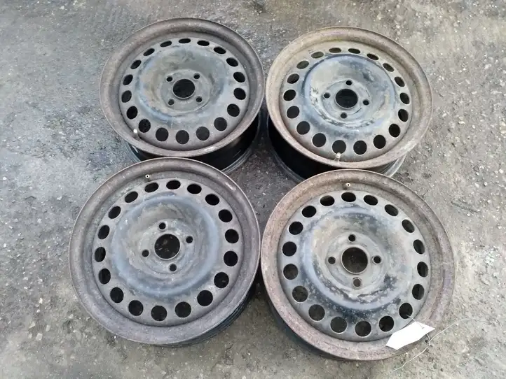 Opel Astra G (1998 - 2004) 2150143 Стальной штампованный диск R15 — фото 1