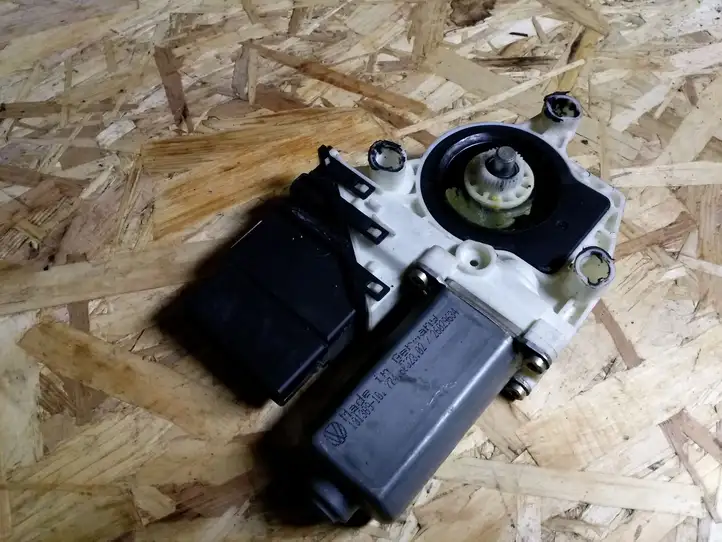 Seat Leon (1M) (1998 - 2006) 0536006002 Стеклоподъемник задней двери — фото 2