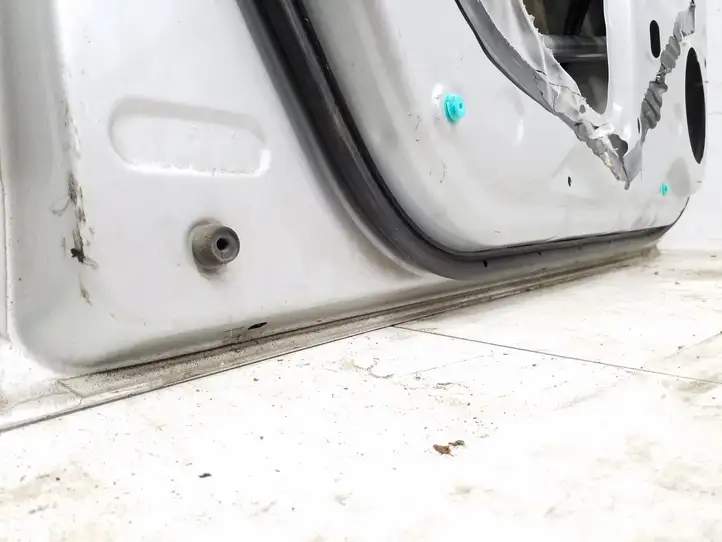 Toyota Yaris (2005 - 2009) Дверь — фото 6