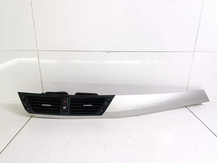 BMW X1 E84 (2009 - 2015) 2991701 Центральный воздушный дефлектор — фото 1