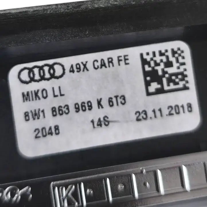 Audi RS5 (2017 - ) 8W1853190AB Отделка внутренней панели салона — фото 9