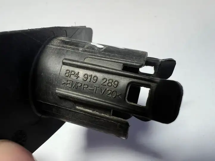 Audi A3/S3 8P (2004 - 2008) 8P4919289 Кронштейн заднего датчика парковки — фото 3