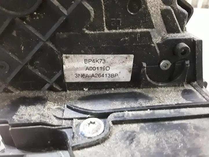 Mazda 3 I (2003 - 2006) 3N6AA26413BP Замок задней двери — фото 2