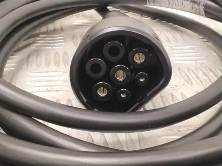 Tesla Model Y (2019 - 2024) 112125400G Прочая электропроводка — фото 6