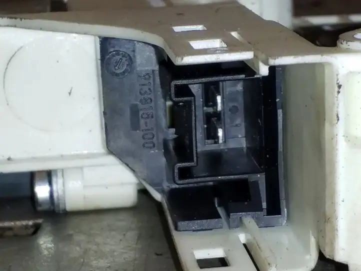 Volkswagen Sharan (2010 - 2015)  8K0959802B Механизм подъема окон задней двери