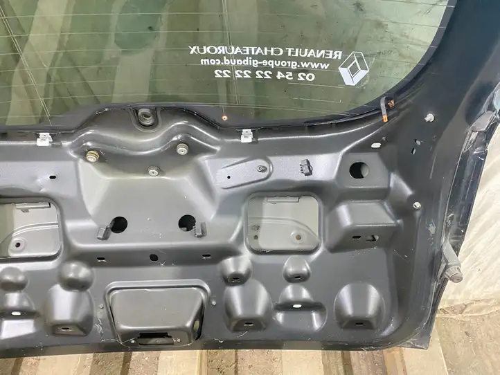 Renault Captur (2013 - 2020) Крышка багажника — фото 7