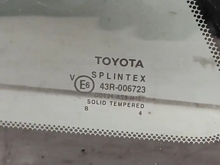 Toyota Avensis T250 (2003 - 2006) 43R006723 Заднее боковое стекло — фото 2