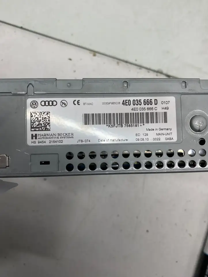 Audi A6 S6 C6 4F (2008 - 2011) 4E0035666D CD/DVD чейнджер — фото 4