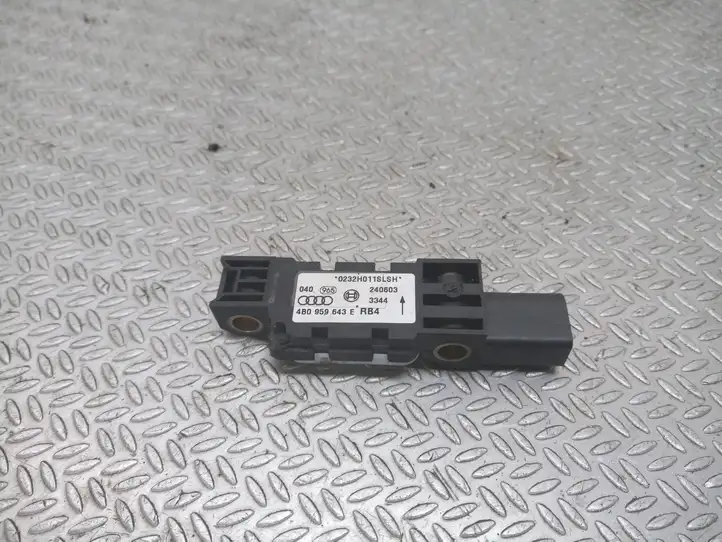 Audi A6 S6 C5 4B (1997 - 2001) 4B0959643E Датчик удара SRS — фото 1