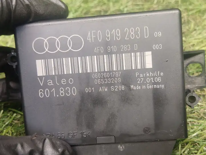 Audi Q7 4L (2005 - 2009) 4F0919283D Блок управления парктрониками — фото 3