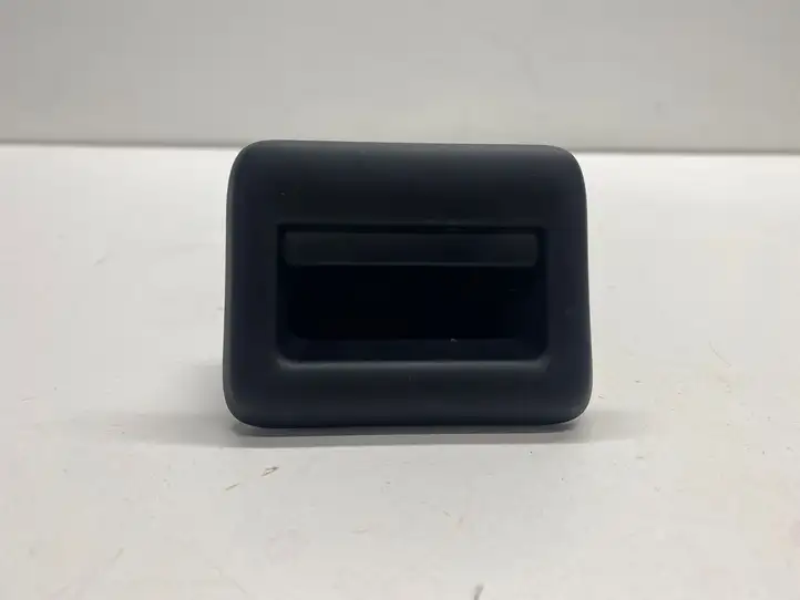 Tesla Model Y (2019 - 2024) 149876600C Ручка складывания заднего сиденья — фото 4