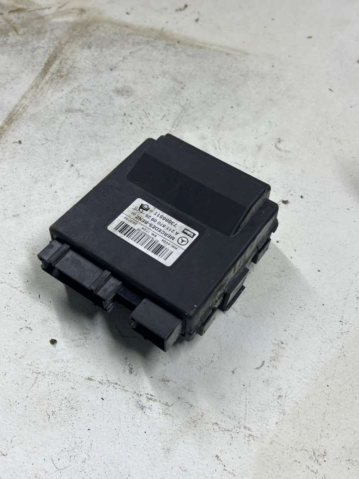 Mercedes-Benz E W211 (2002 - 2009)  A2118700926 Блок управления крышки багажника