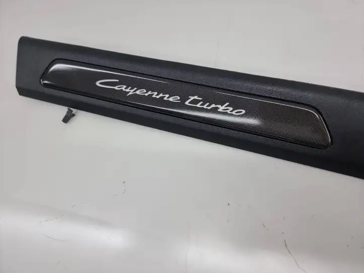 Porsche Cayenne (9Y0 9Y3) (2018 - ) 760853846b Внутренняя обшивка порога (комплект) — фото 9