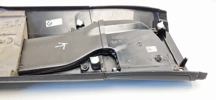 BMW 7 F01 (2008 - 2016) 7340683 Нижняя обшивка стойки B — фото 11