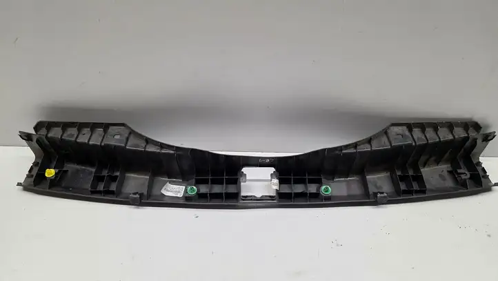 Honda CR-V (2012 - 2016) 84640T0AA01ZA Отделка замка — фото 2