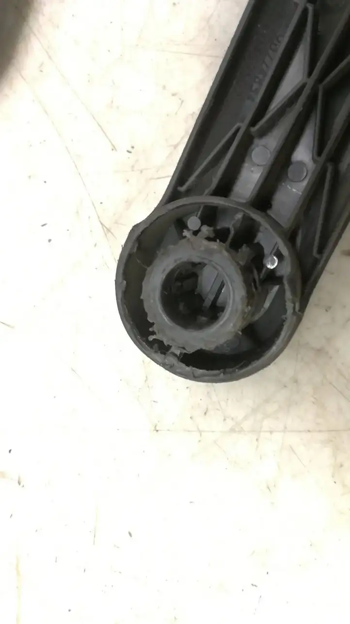 Opel Astra H (2004 - 2009) 90247150 Ручка стеклоподъемника — фото 7