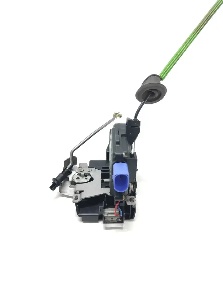 Audi A8 S8 D3 4E (2002 - 2005) 4E0839016 Замок задней двери — фото 2