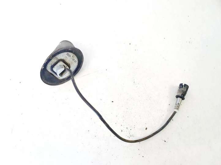 Volkswagen Golf IV Antena (GPS antena)