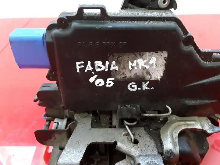 Skoda Fabia Mk1 (6Y) (1999 - 2007) Замок задней двери — фото 2