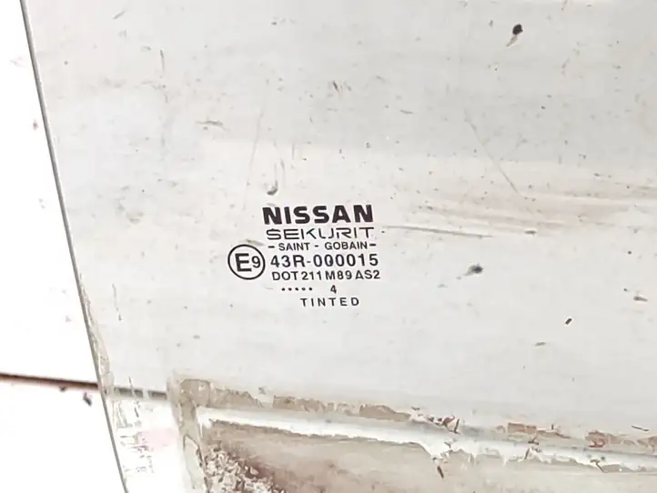 Nissan (2000 - 2006) 43R000015 Стекло задней двери — фото 6