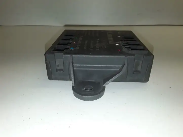 Mercedes-Benz C W204 (2007 - 2014)  A2044422432 Блок управления дверью