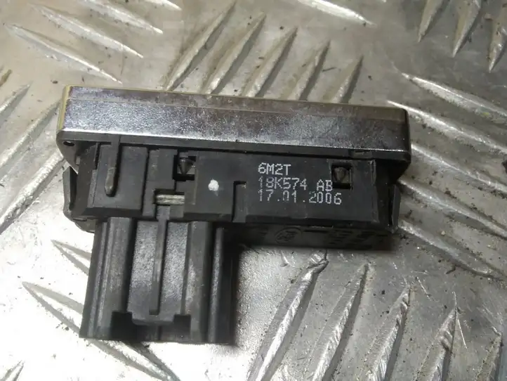 Ford Mondeo Mk III (2000 - 2007) 18K574AB Кнопка обогрева стекла — фото 3
