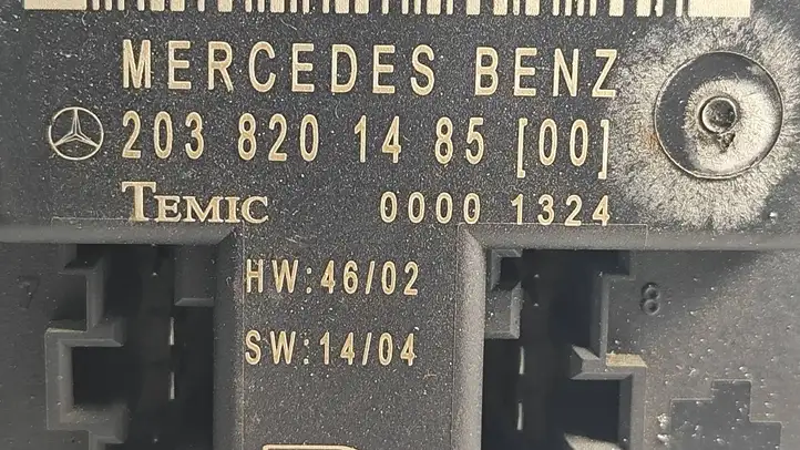 Mercedes-Benz C W203 (2000 - 2007) 2038201485 Блок управления дверью — фото 3