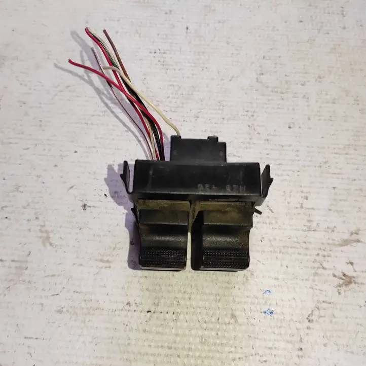 Audi A3/S3 8L (1996 - 2000) 8L0959851 Кнопка стеклоподъемников — фото 2