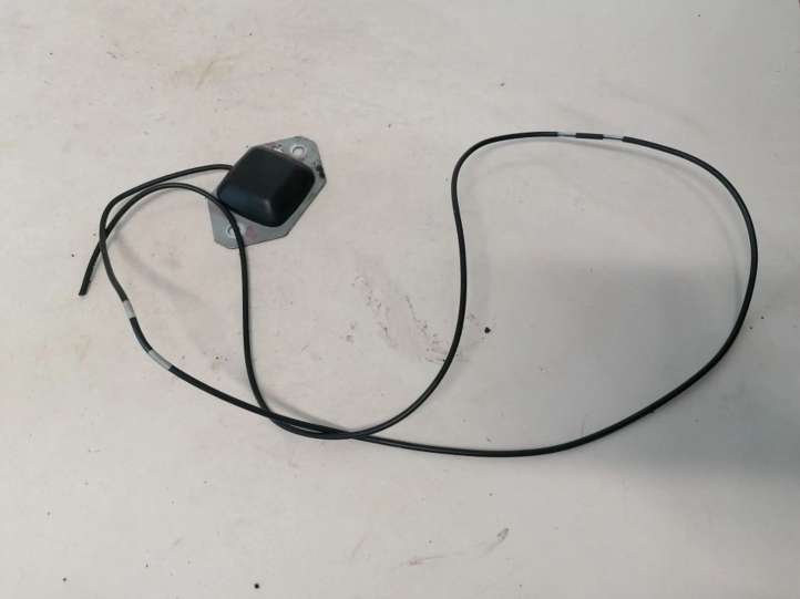 10r021780 Chrysler PT Cruiser Antena (GPS antena)