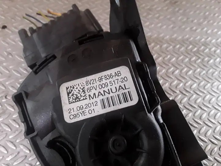 Ford Fiesta (2009 - 2012) 8V219F836AB Педаль акселератора — фото 2
