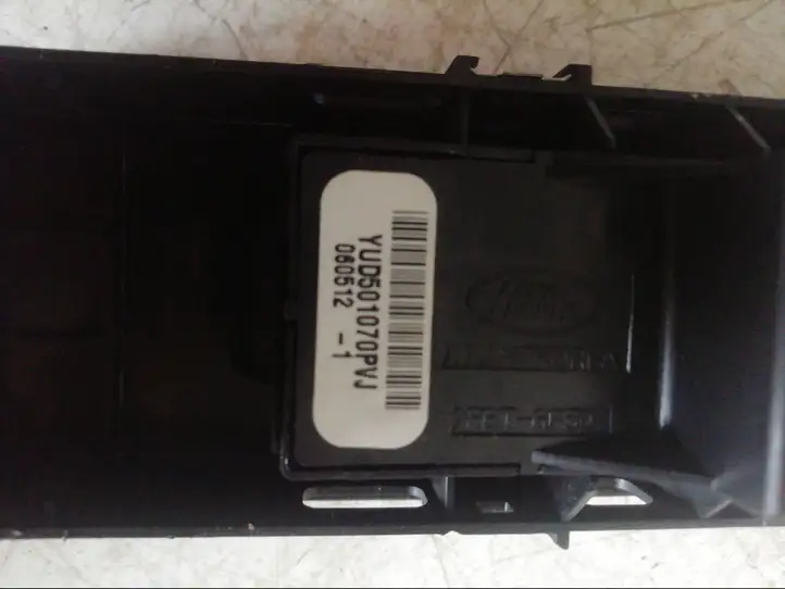 Land Rover Range Rover Sport L320 (2005 - 2009) YUD501070PVJ Блок кнопок стеклоподъемников — фото 5