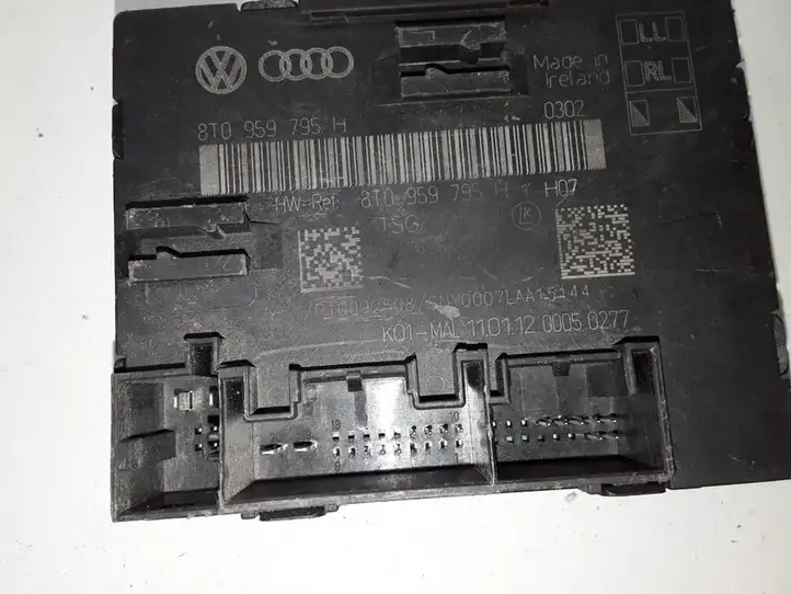 Audi A4 S4 B8 8K (2011 - 2015) 8T0959795H Блок управления дверью — фото 3