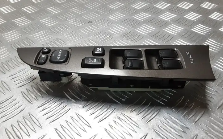 Lexus IS 220D-250-350 (2005 - 2010) 8404053080 Блок кнопок стеклоподъемников — фото 2