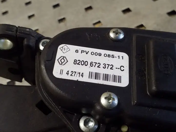 Nissan NV400 (2012 - 2020) 8200672372C Педаль акселератора — фото 2