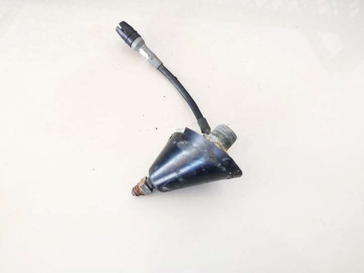 1h0035503c Volkswagen Golf III Antena (GPS antena)