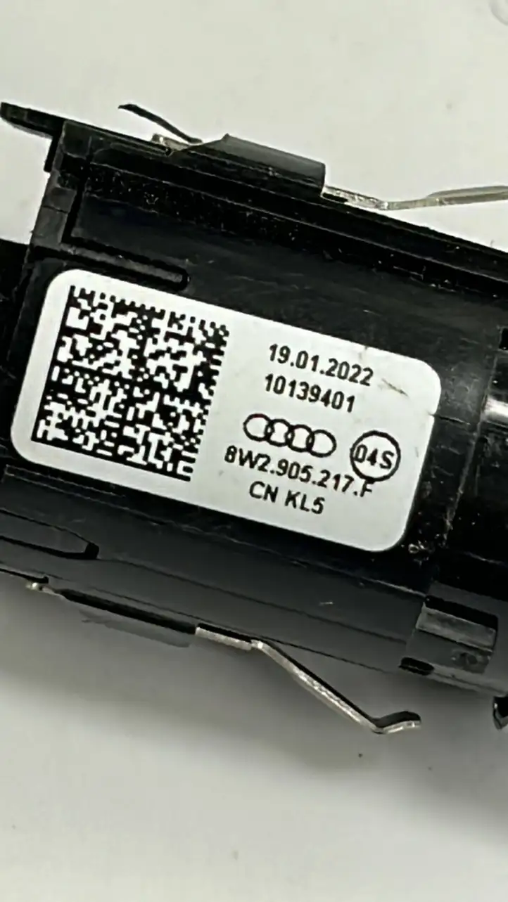 Audi A5 (2016 - ) 8W2905217F Включатель зажигания и стартера — фото 3