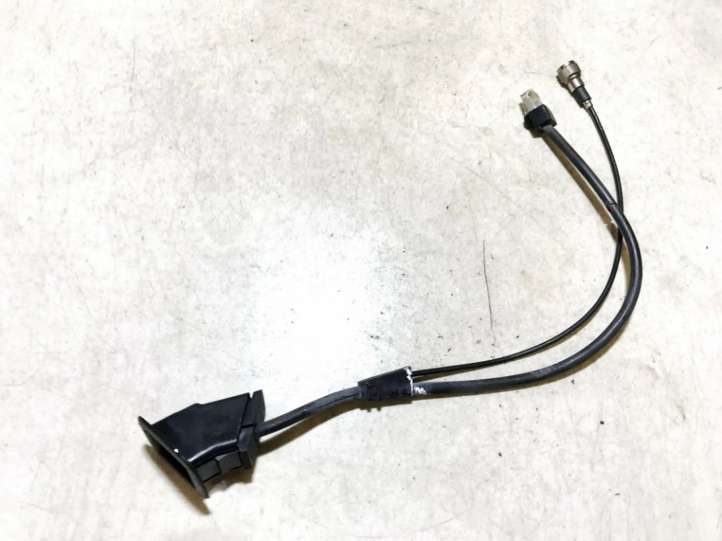 Mercedes-Benz C W203 Antena (GPS antena)