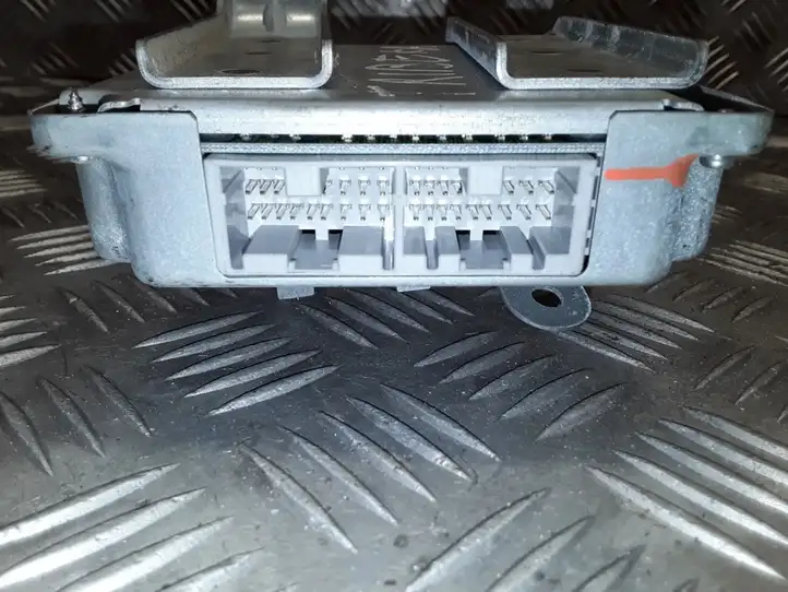 Subaru B9 Tribeca (2004 - 2007) 31711AL220 Прочие блоки управления — фото 3