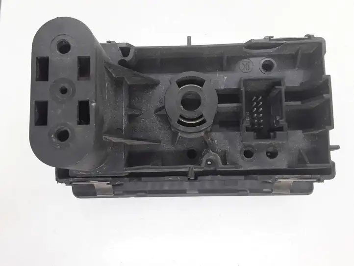 Opel Zafira B (2008 - 2014) 04061200 Включатель фонарей — фото 2