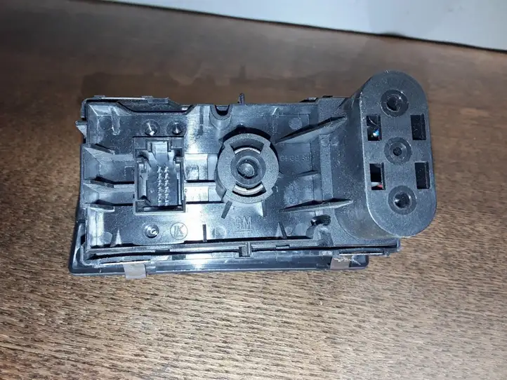 Opel Zafira B (2008 - 2014) 13205865 Включатель фонарей — фото 3